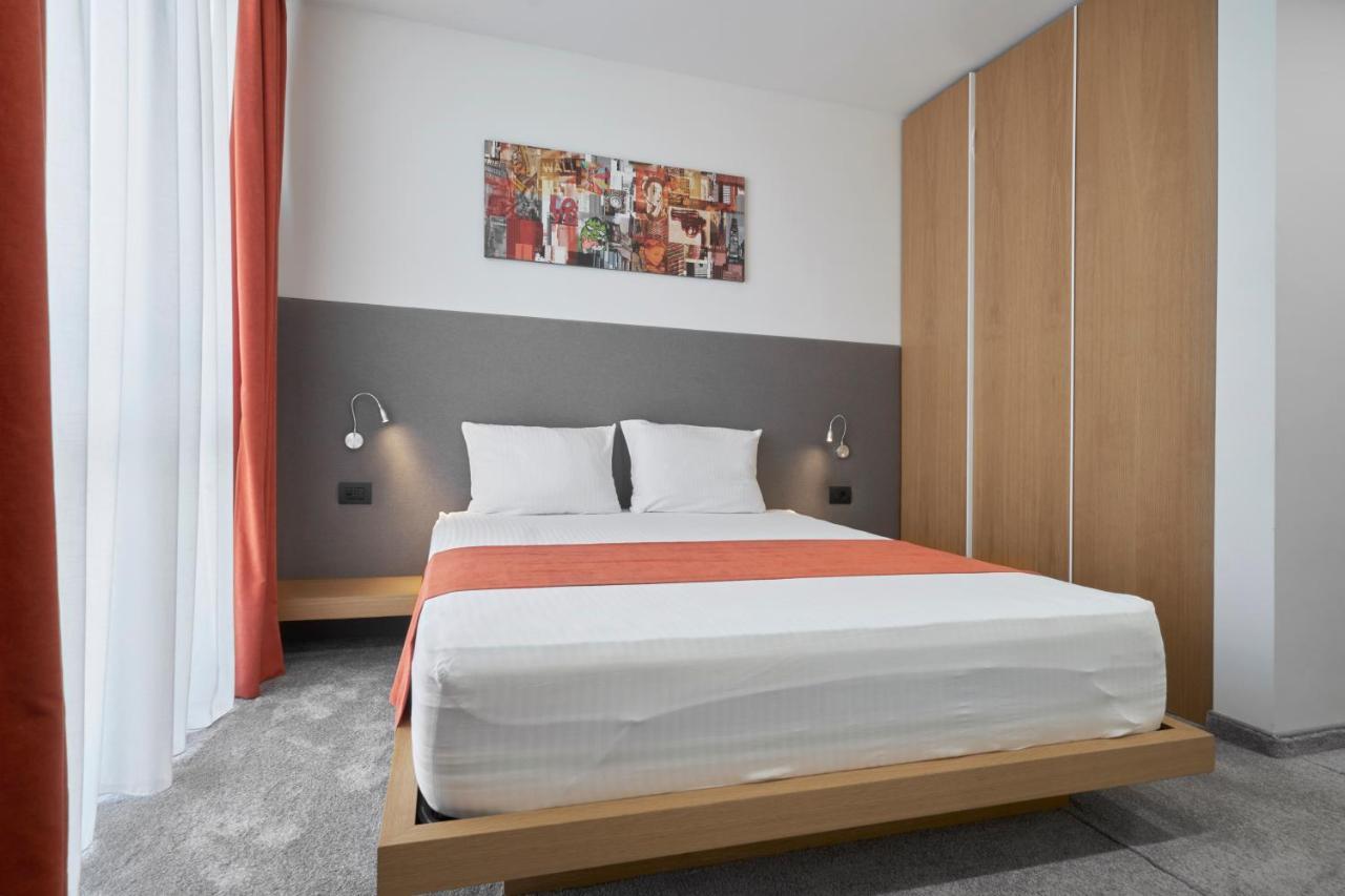 Adella Boutique - Free Secured Parking 4* Sofia