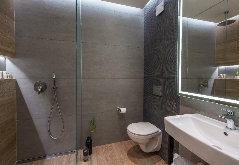 Aparthotel Adella Boutique - Free Secured Parking Sofia